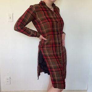 Wrangler Long Plaid Button Down Top (flaws)